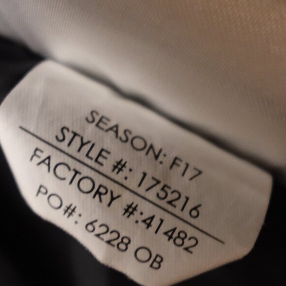 Spyder Women’s Medium Black Ski Jacket Aqua Zip F17 Winter Snow - Picture 13 of 13